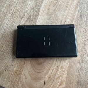 Nintendo DS Lite Handheld System Black Tested & Works!